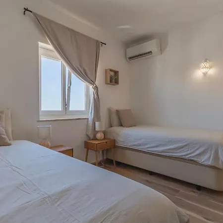 Apartment Beautiful Sea-view *